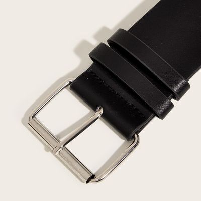 Cintura di rivetta occidentale di tendenza di moda con cintura di ferro e fissaggio a spillo