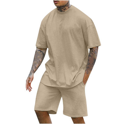 10000 quantità T-shirt e pantaloncini da due pezzi da uomo con collo rotondo e peso di altri tessuti