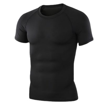 T-shirt da golf per uomini.