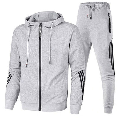 Prodotti di vendita al dettaglio Set di due pezzi per uomini per abbigliamento sportivo traspirante in bianco