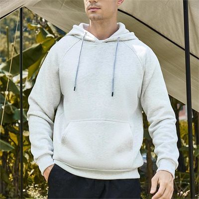 Maglietta maschile con cappuccio in taglia più grande uomo di strada in inverno velluto bianco sciolto con stampa personalizzata